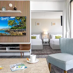 https://beautiful-18th-floor-with-ocean-views-1-block-to-beach.hotelsinhawaii.org