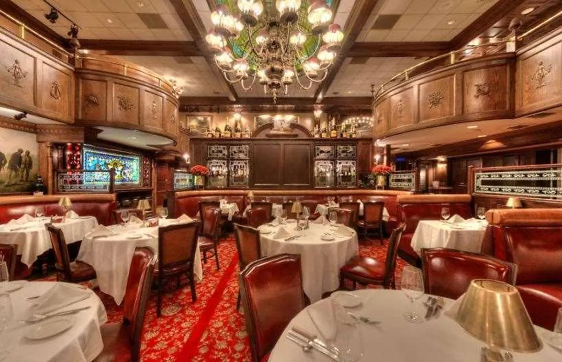 מוריסטאון The Madison Hotel 4*,